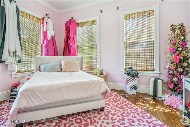 $350,000 | 260 East College Avenue, Holly Springs, MS 38635