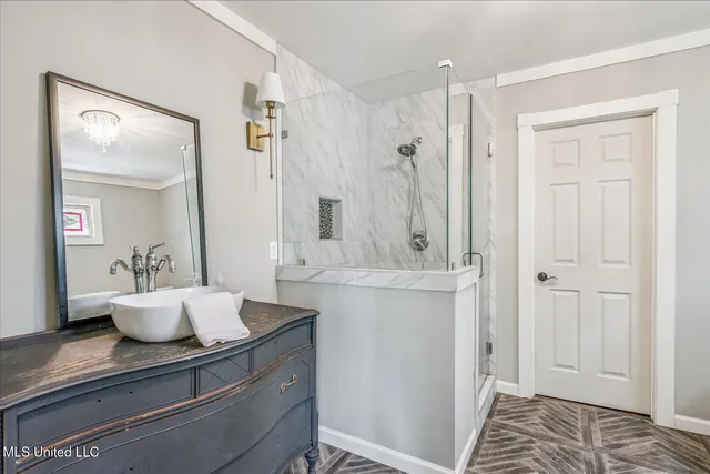 $350,000 | 260 East College Avenue, Holly Springs, MS 38635