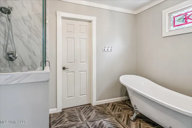 $350,000 | 260 East College Avenue, Holly Springs, MS 38635