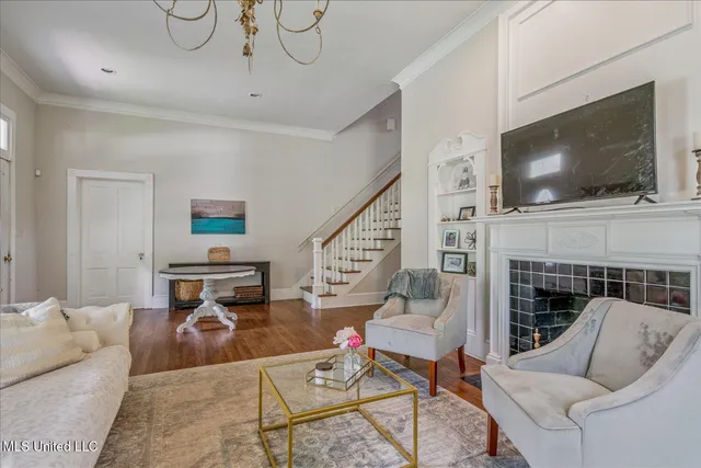 $350,000 | 260 East College Avenue, Holly Springs, MS 38635