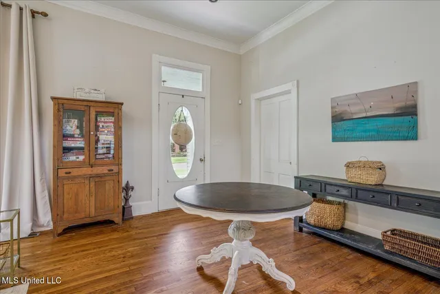 $350,000 | 260 East College Avenue, Holly Springs, MS 38635