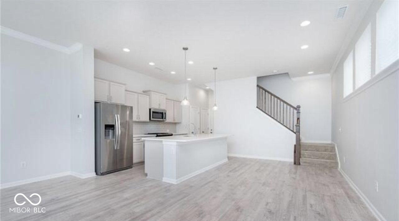 13279 Susser Way Fishers, IN 46037 - Photo 8 of 27