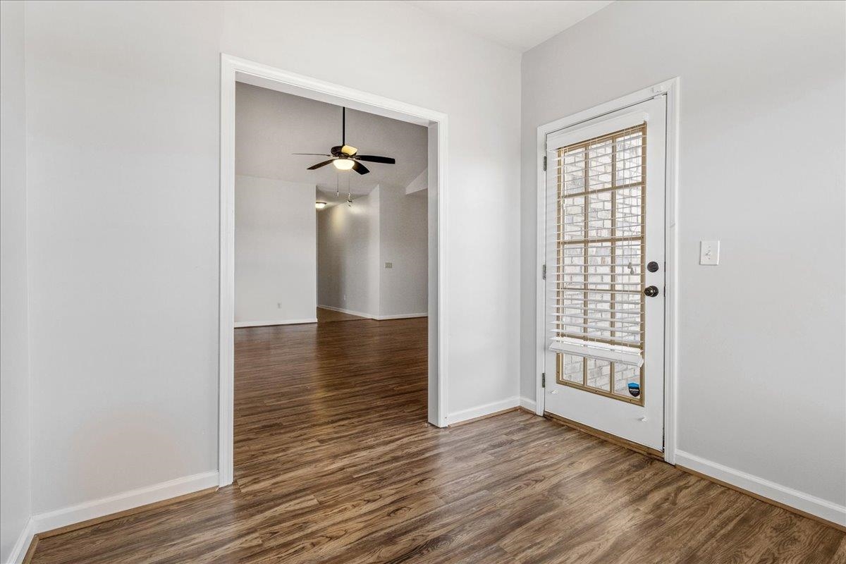 6866 Crimson Ridge Street Gulf Shores, AL 36542 - Photo 13 of 30 Entry