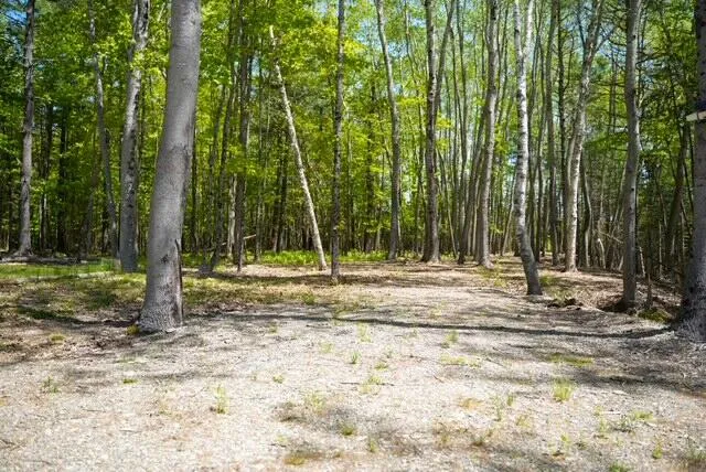 $1,000,000 | 55 Lower Oak Point Road, Winterport, ME 04496