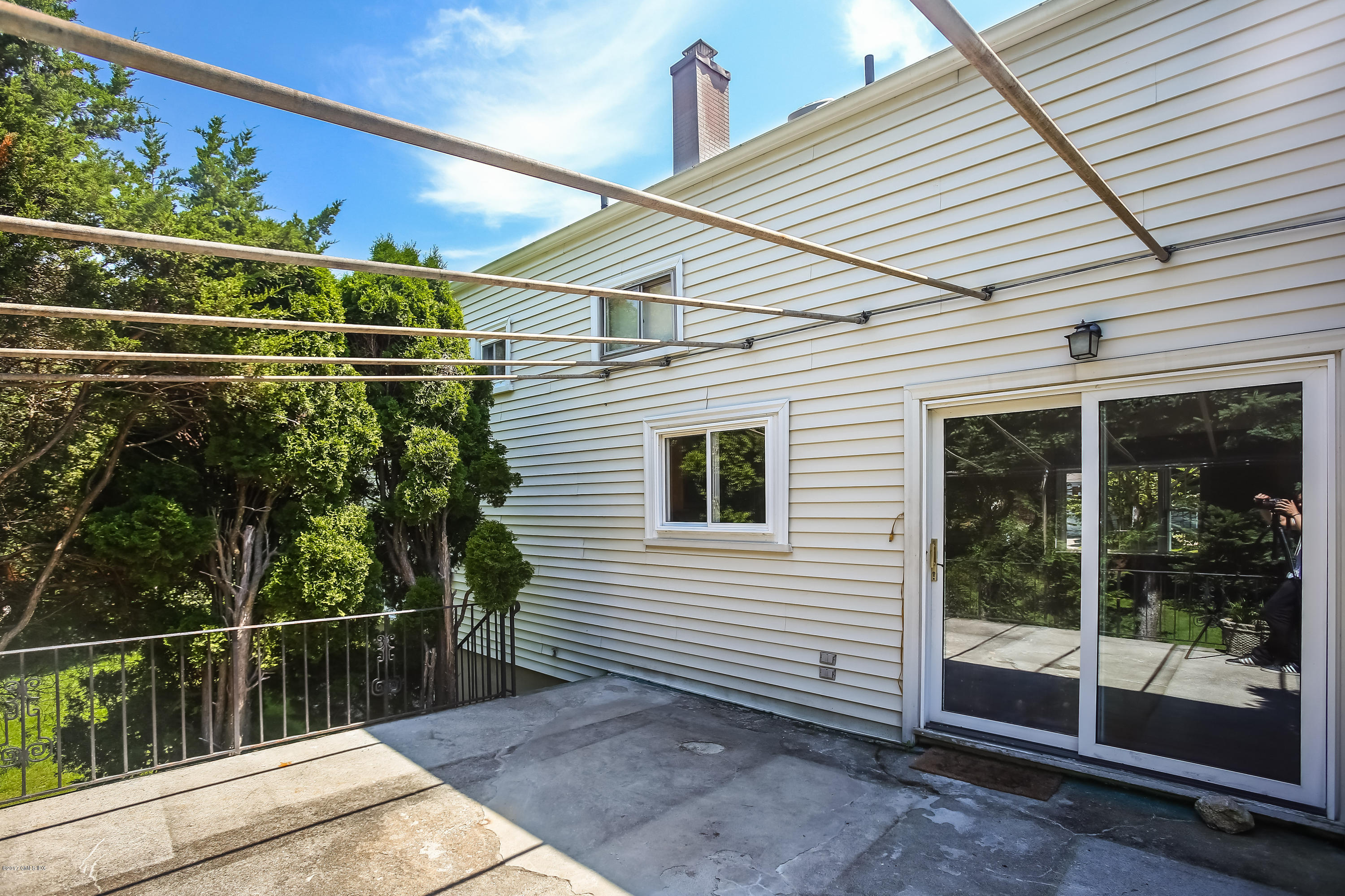 17 Amherst Road Riverside, CT 06878 - Photo 12 of 17 026-Deck-4451966-large
