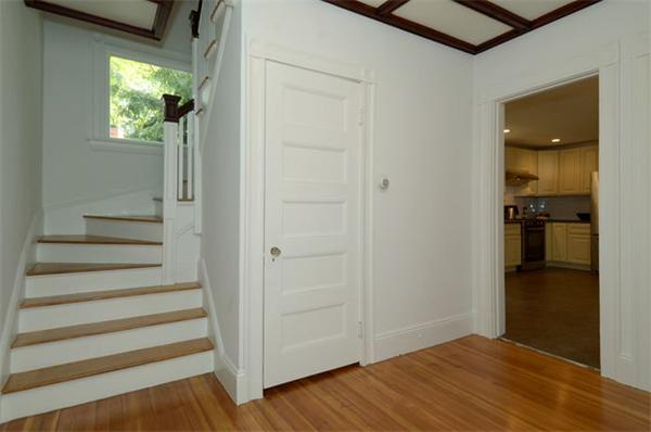 26 Topsfield Road Ipswich, MA 01938 - Photo 3 of 24