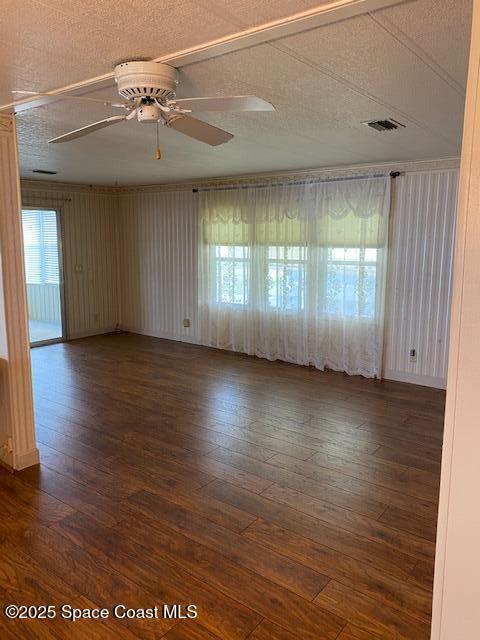 555 Ruth Circle Melbourne, FL 32904 - Photo 3 of 8 Ruth Dining room to Living room