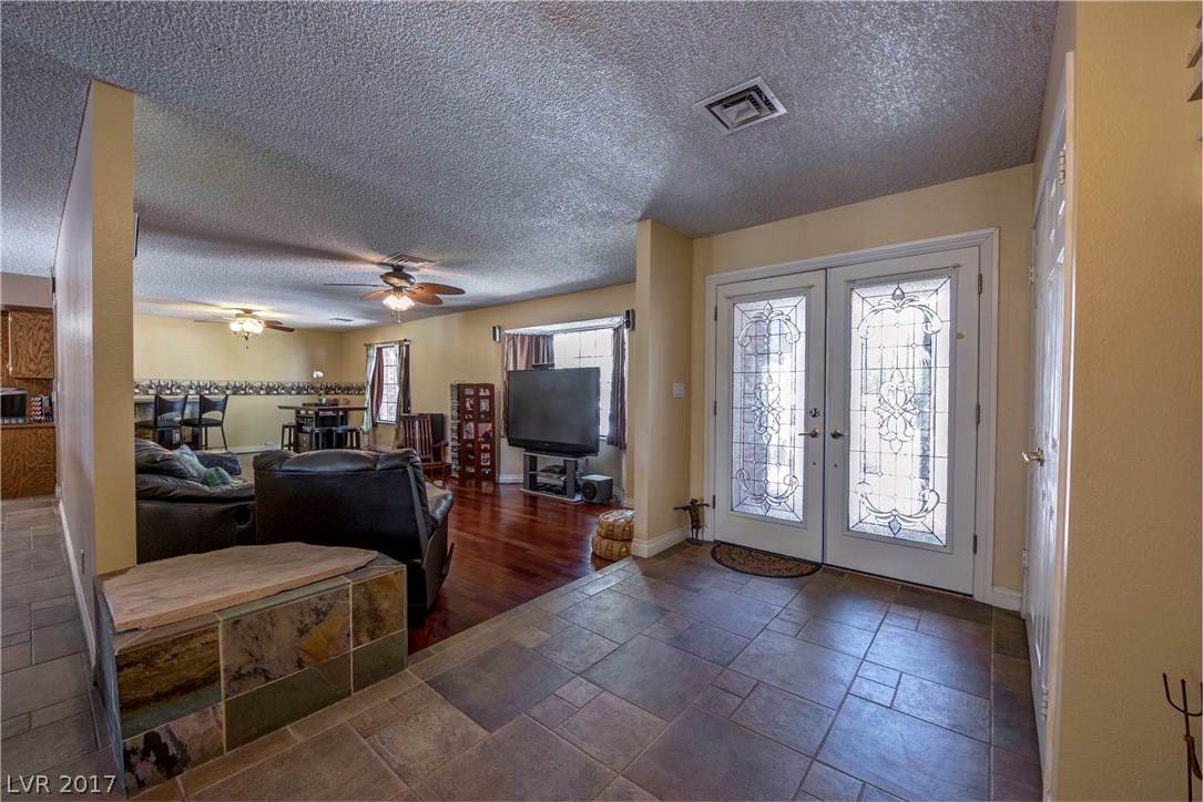 1660 Westwind Road Las Vegas, NV 89146 - Photo 15 of 32 Gallery Image 15
