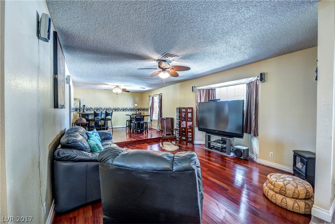 1660 Westwind Road Las Vegas, NV 89146 - Photo 16 of 32 Gallery Image 16