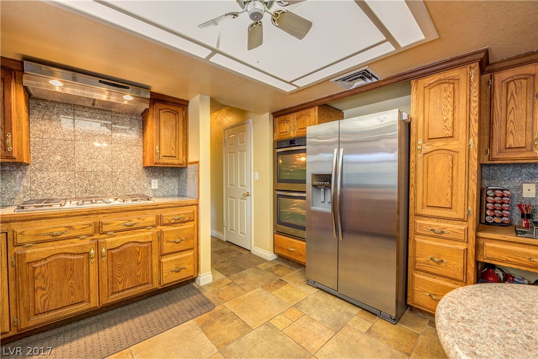 1660 Westwind Road Las Vegas, NV 89146 - Photo 22 of 32 Gallery Image 22
