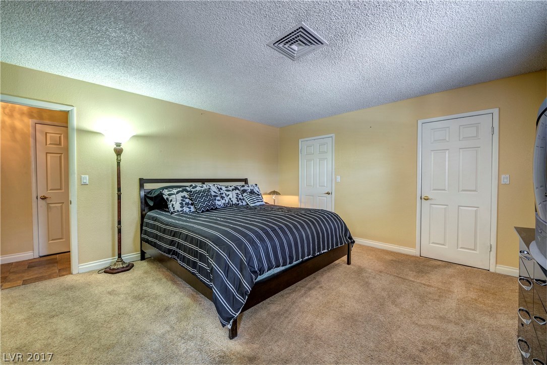 1660 Westwind Road Las Vegas, NV 89146 - Photo 27 of 32 Gallery Image 27