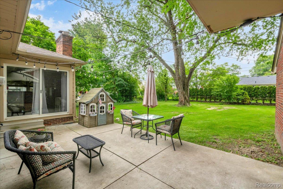 1179 Hampton Road Grosse Pointe, MI 48236 - Photo 28 of 38 31-1179 Hampton Rd_30.jpg