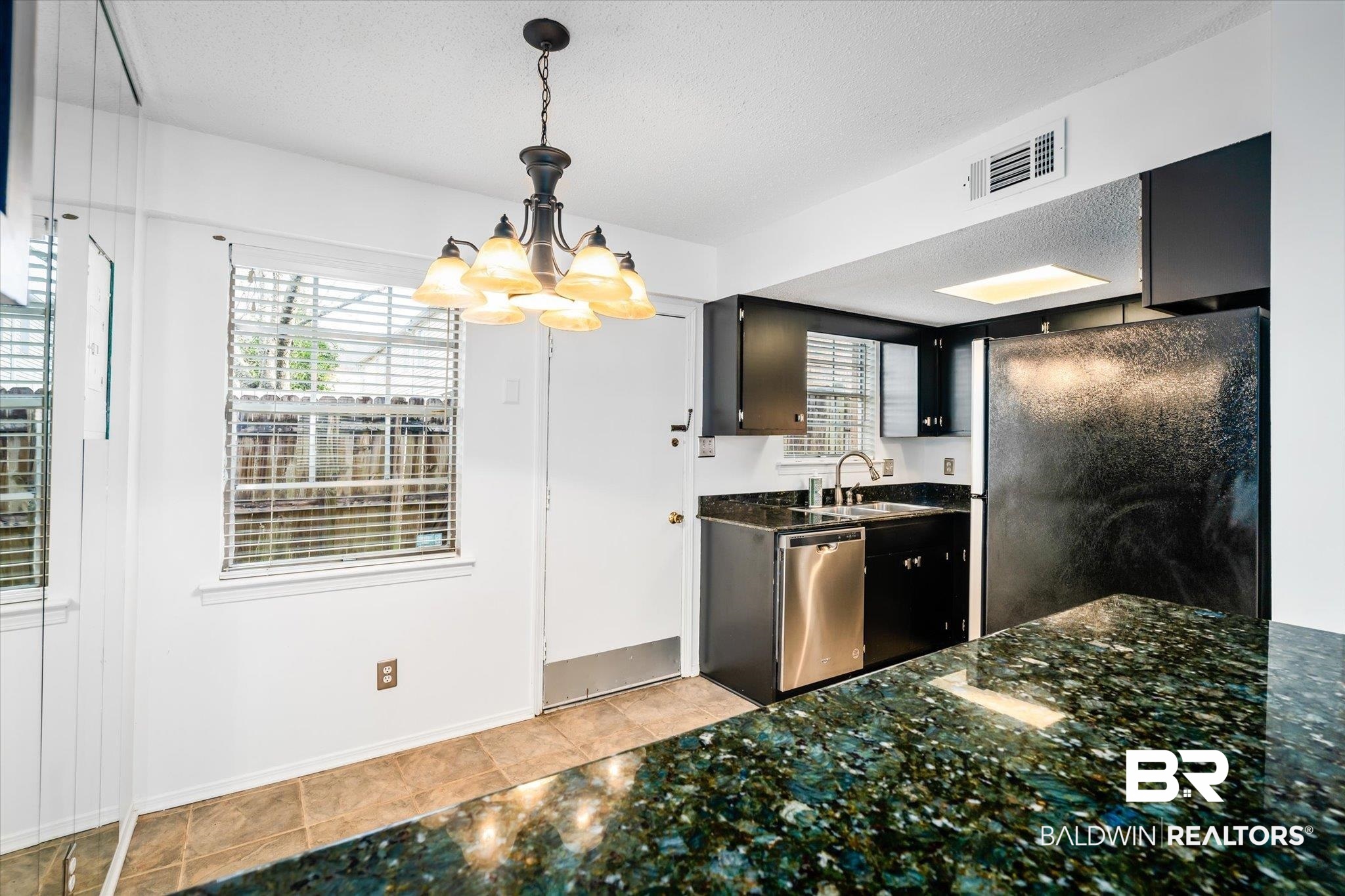 124 Du Rhu Drive, Unit B Mobile, AL 36608 - Photo 7 of 21