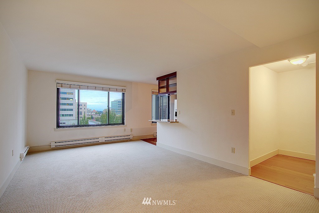 1105 Spring Street, Unit 903 Seattle, WA 98104 - Photo 3 of 6