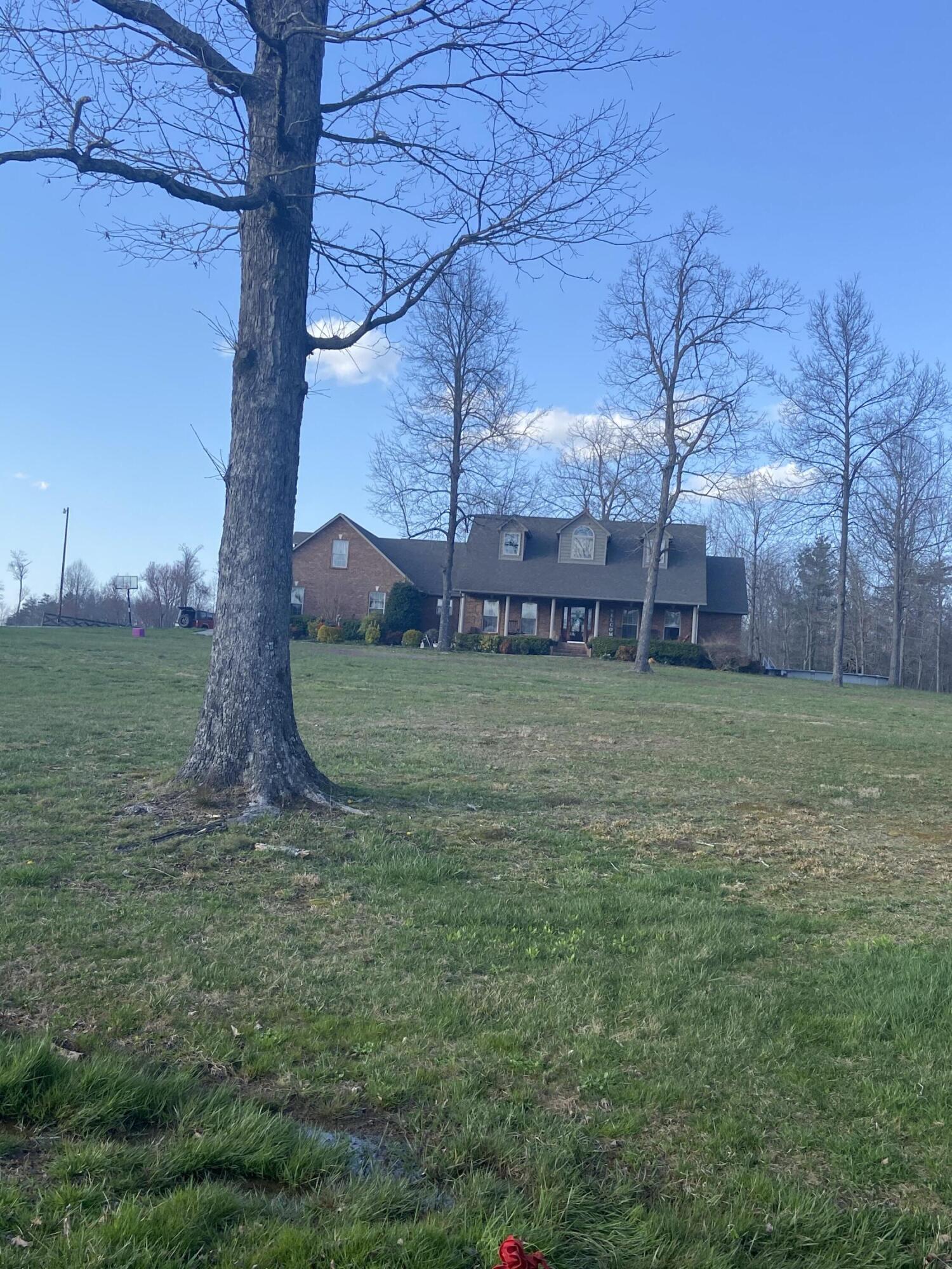 1190 Campground Road Clarkrange, TN 38553 - Photo 17 of 40 AD49ED09-E547-4B97-B76D-CE3A439D1B4C