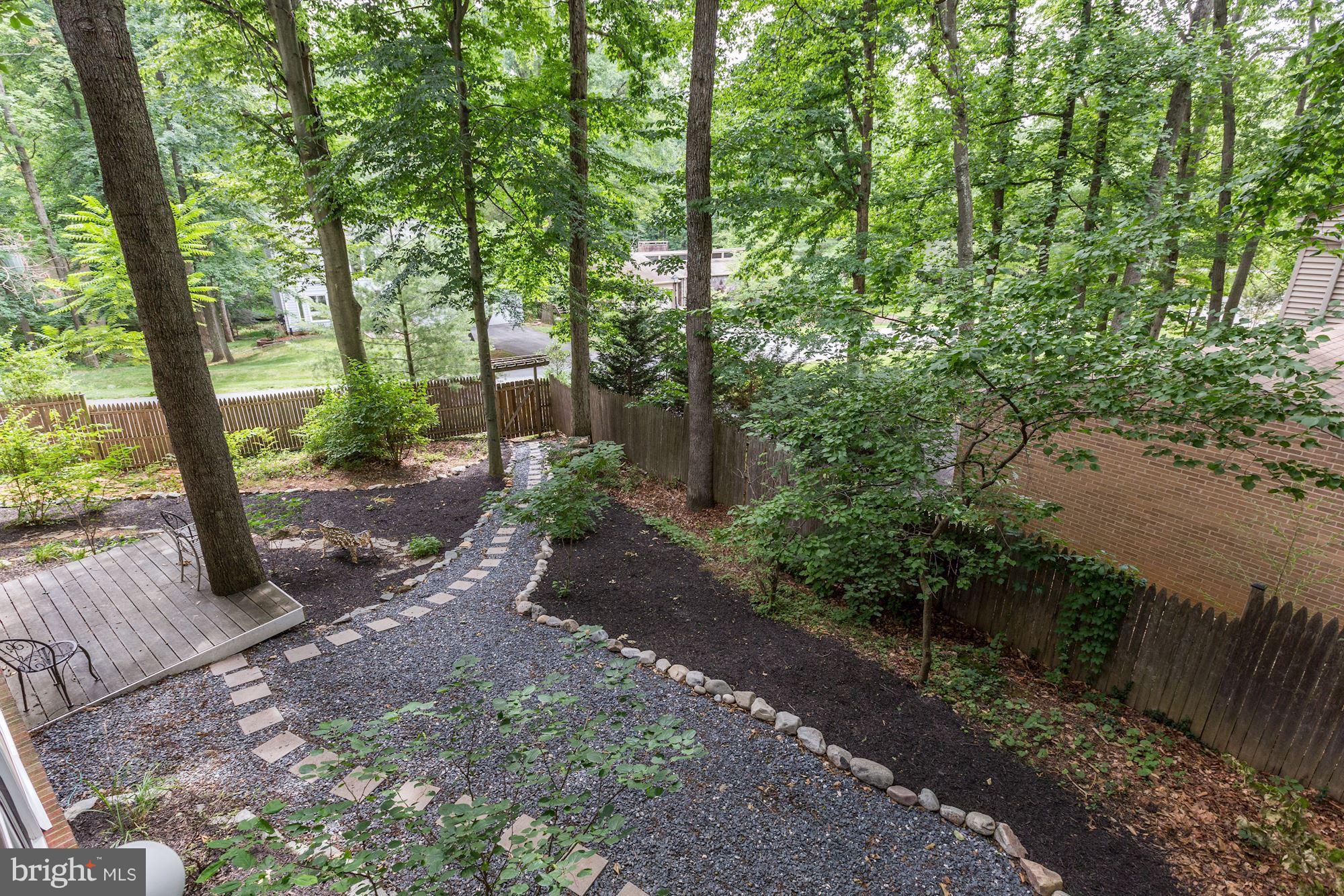 10600 Vantage Court Potomac, MD 20854 - Photo 29 of 30 Exterior (Rear)