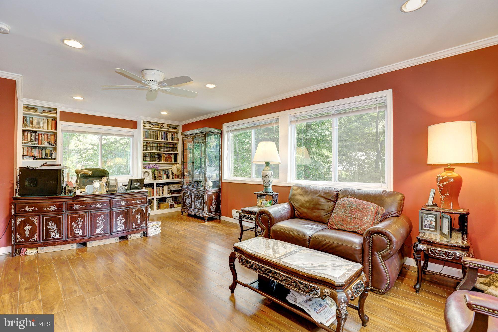 10600 Vantage Court Potomac, MD 20854 - Photo 8 of 30 Interior (General)