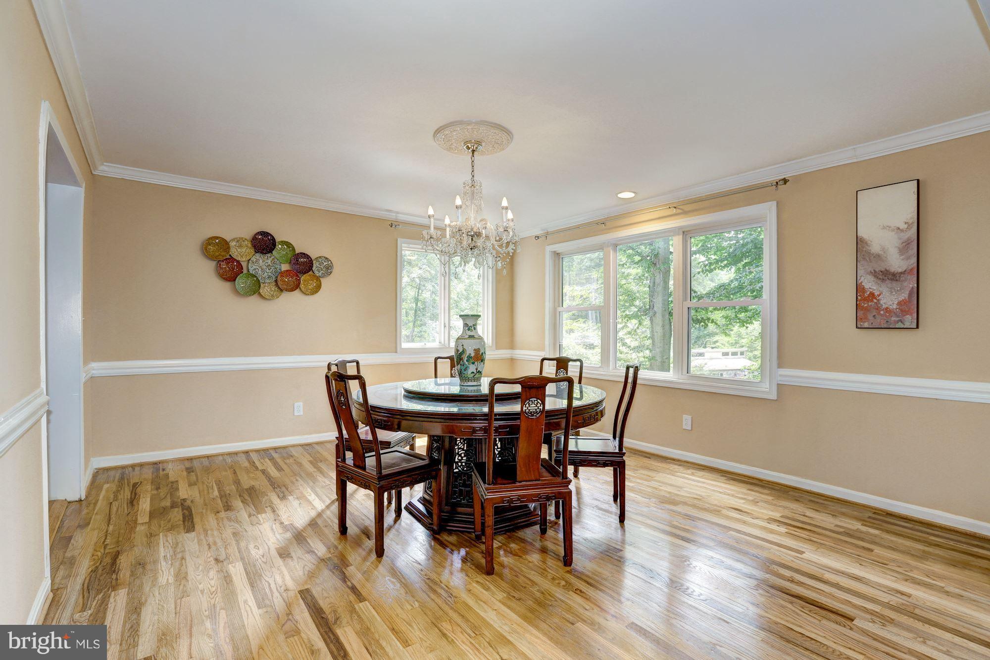 10600 Vantage Court Potomac, MD 20854 - Photo 9 of 30 Dining Room