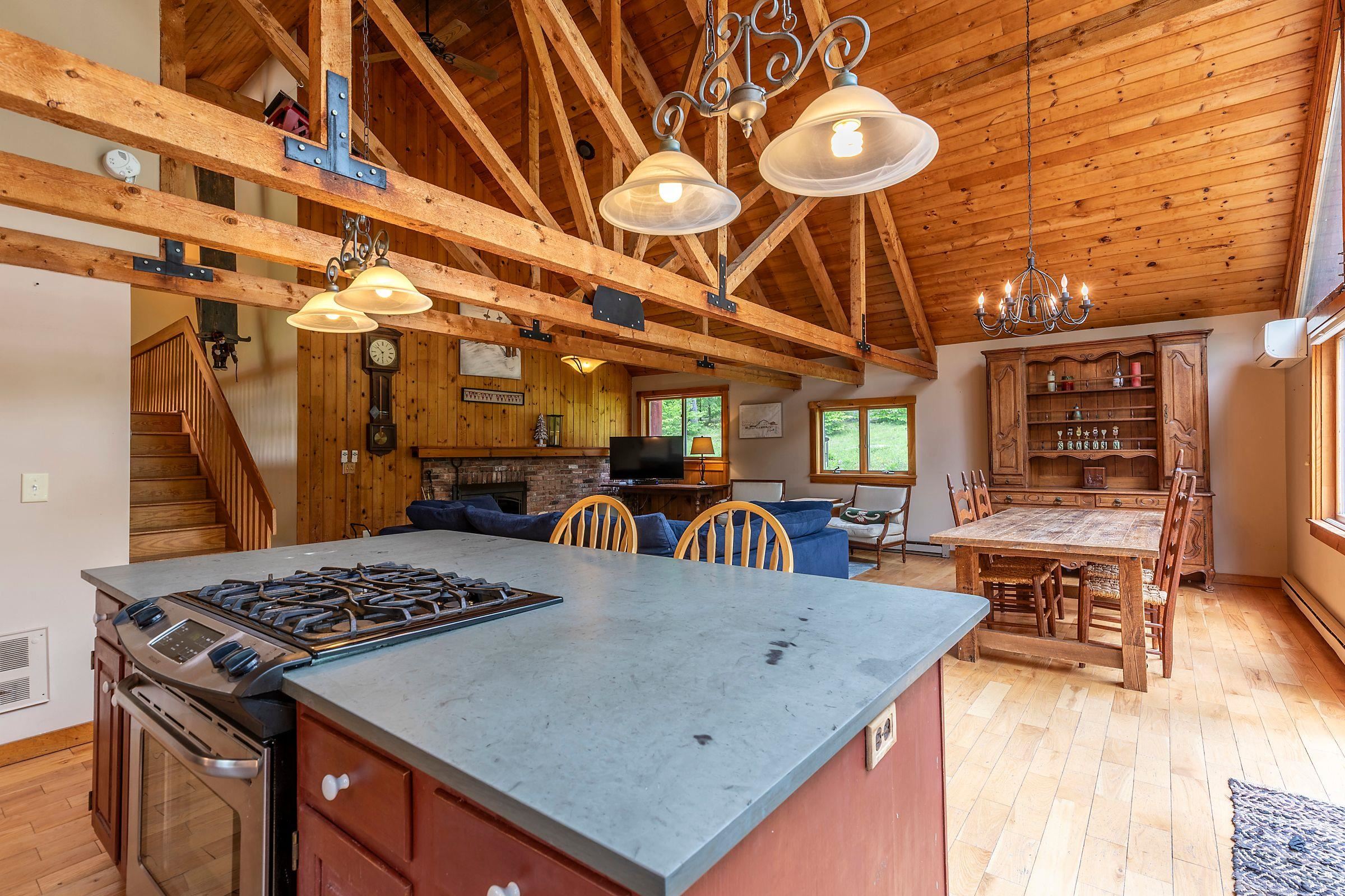 2 Spruce High Road Winhall, VT 05340 - Photo 8 of 26