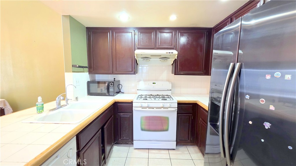 2007 Silver Hawk Drive, Unit 2 Diamond Bar, CA 91765 - Photo 7 of 27