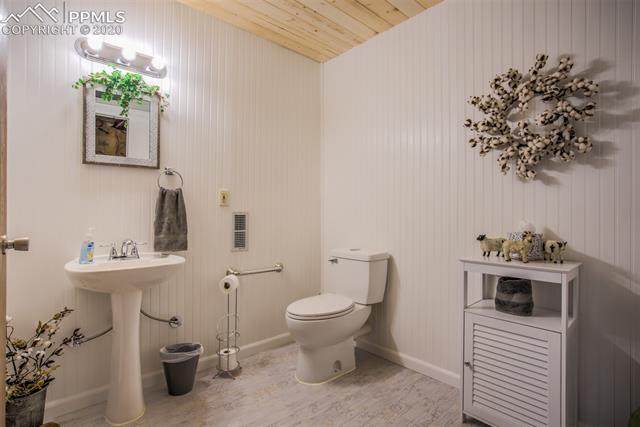 5925 North Log Road Calhan, CO 80808 - Photo 37 of 39