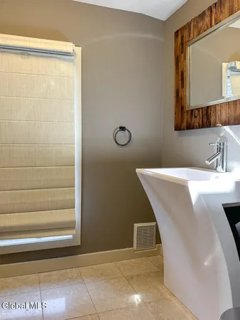 $4,998,000 | 3 Heron Hollow, Queensbury, NY 12804