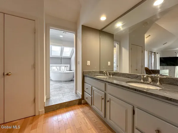 $4,998,000 | 3 Heron Hollow, Queensbury, NY 12804
