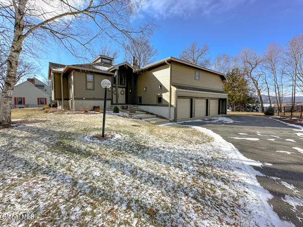 $4,998,000 | 3 Heron Hollow, Queensbury, NY 12804