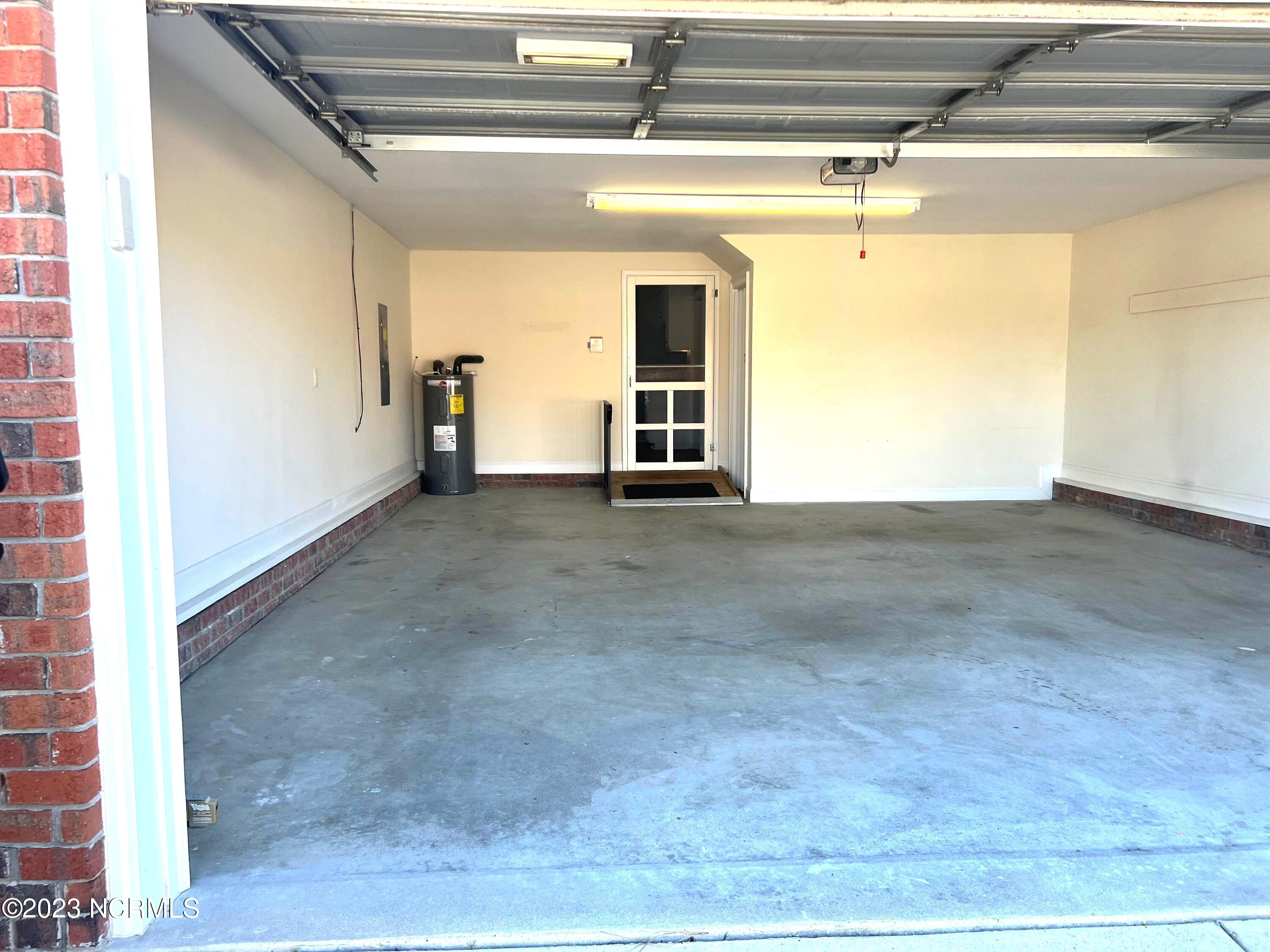 1118 Rosedale Avenue Rocky Mount, NC 27804 - Photo 29 of 31 garage