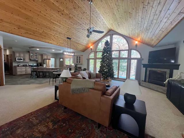 $699,900 | N6921 Sandstone Drive, Mauston, WI 53948