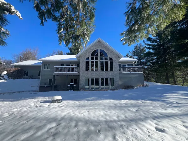 $699,900 | N6921 Sandstone Drive, Mauston, WI 53948