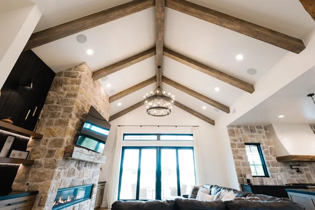 a view of entryway with a front door