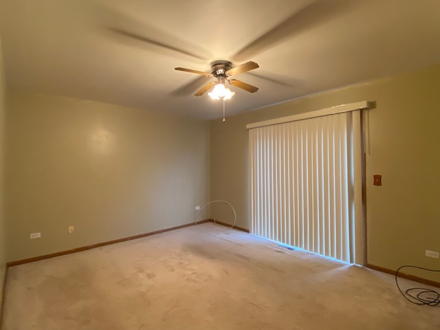 4017 Ridge Road Zion, IL 60099 - Photo 8 of 18 a view of an empty room