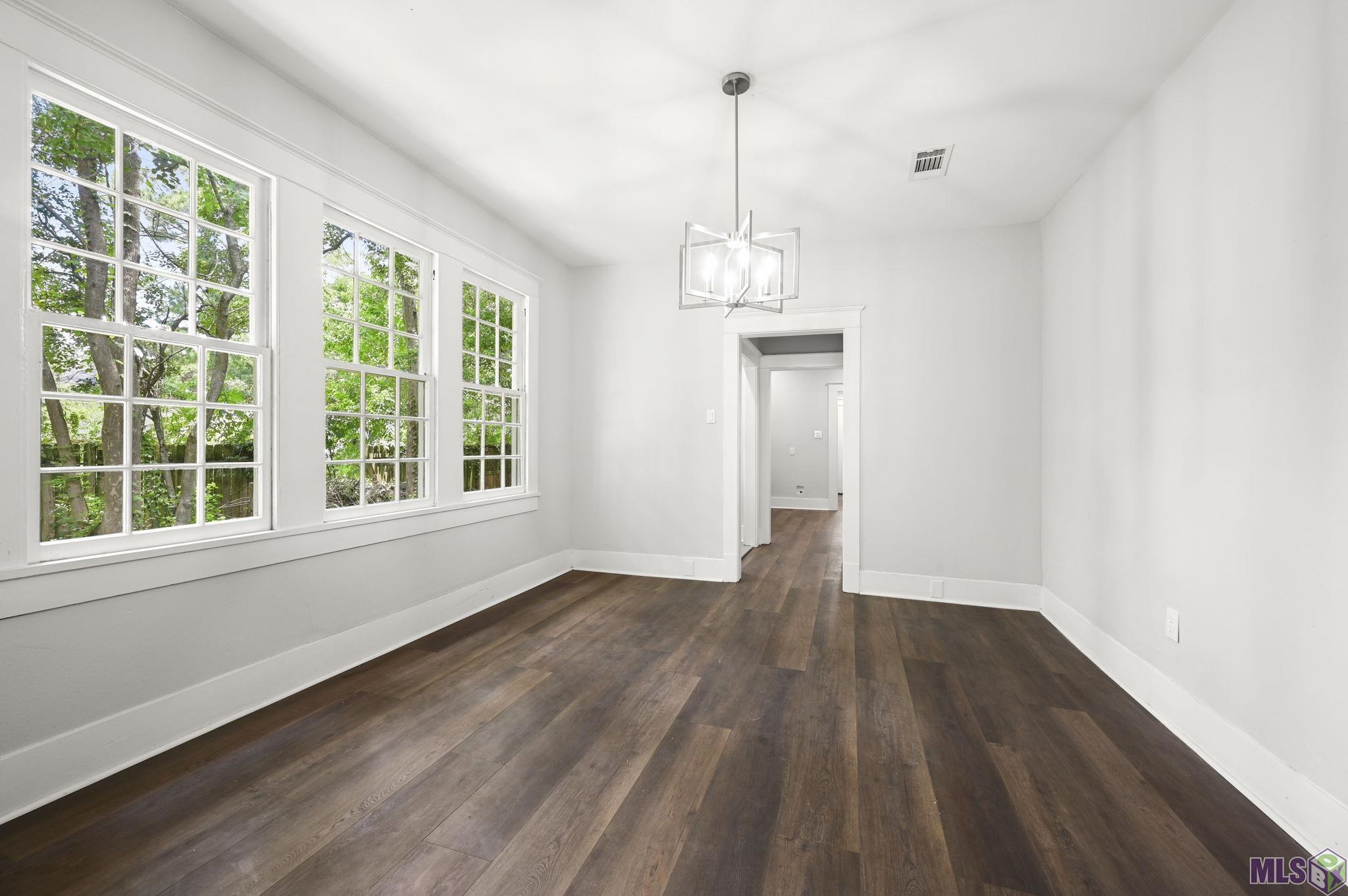 347 Steele Boulevard Baton Rouge, LA 70806 - Photo 4 of 21