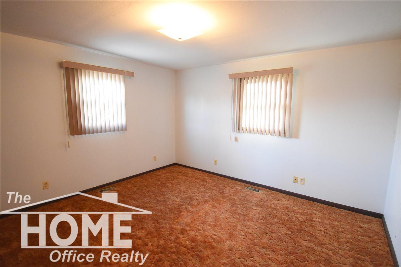 6875 Gale Road Owosso, MI 48867 - Photo 12 of 21