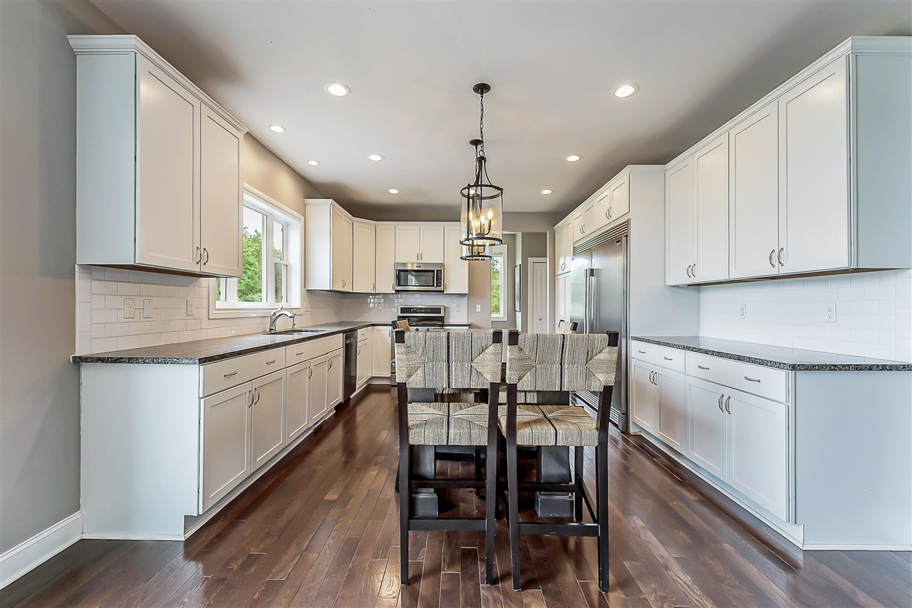 11367 Castleton Court Dexter, MI 48130 - Photo 13 of 76