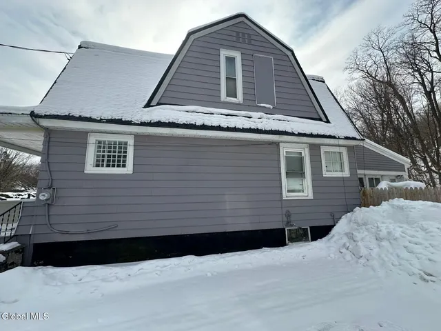 $59,900 | 37 Howard Avenue, Malone, NY 12953