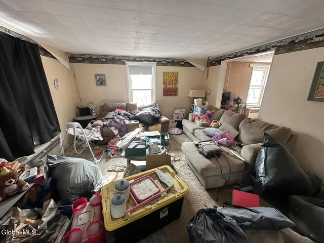 $59,900 | 37 Howard Avenue, Malone, NY 12953