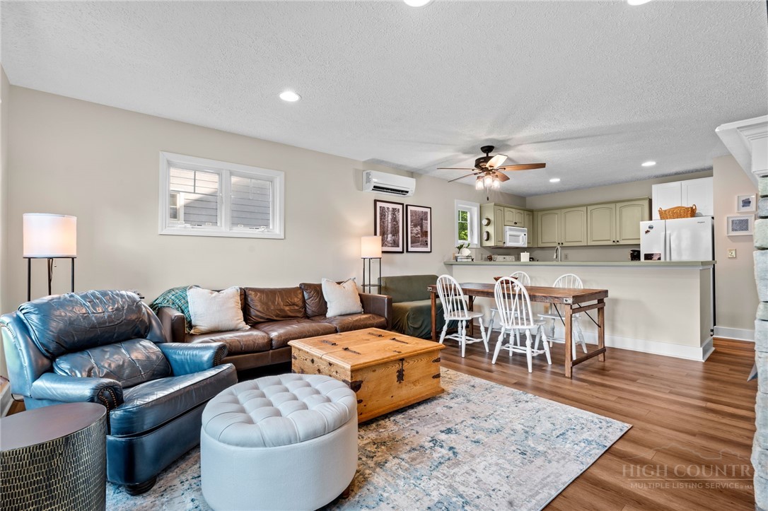 1355 7 Devils Road, Unit 302 Seven Devils, NC 28604 - Photo 5 of 30 Gallery Image 5
