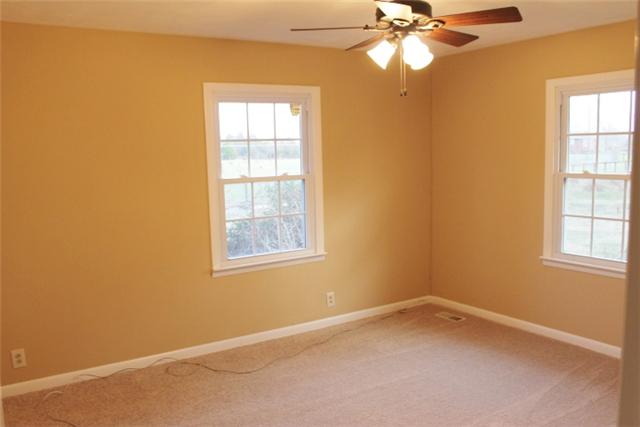 1381 Harrison Road Murfreesboro, TN 37128 - Photo 11 of 15