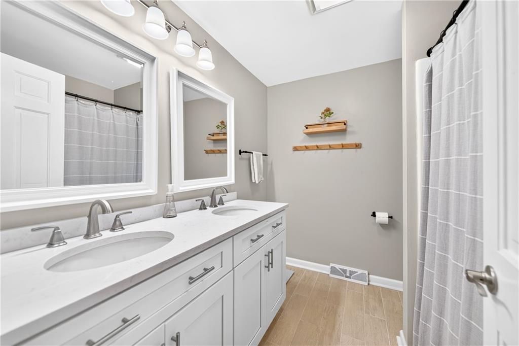 3086 Investors Road Washington, PA 15301 - Photo 28 of 37 Gallery Image 28