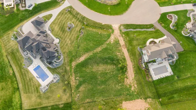 $350,000 | 5119 Woodlane Alcove, Woodbury, MN 55129