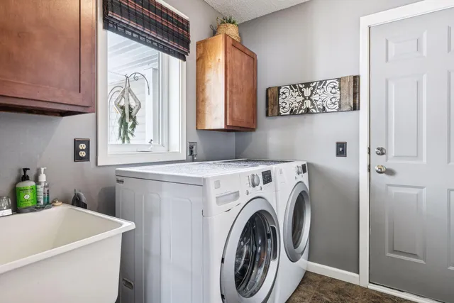 $429,000 | 15639 Crocus Avenue West, Rosemount, MN 55068