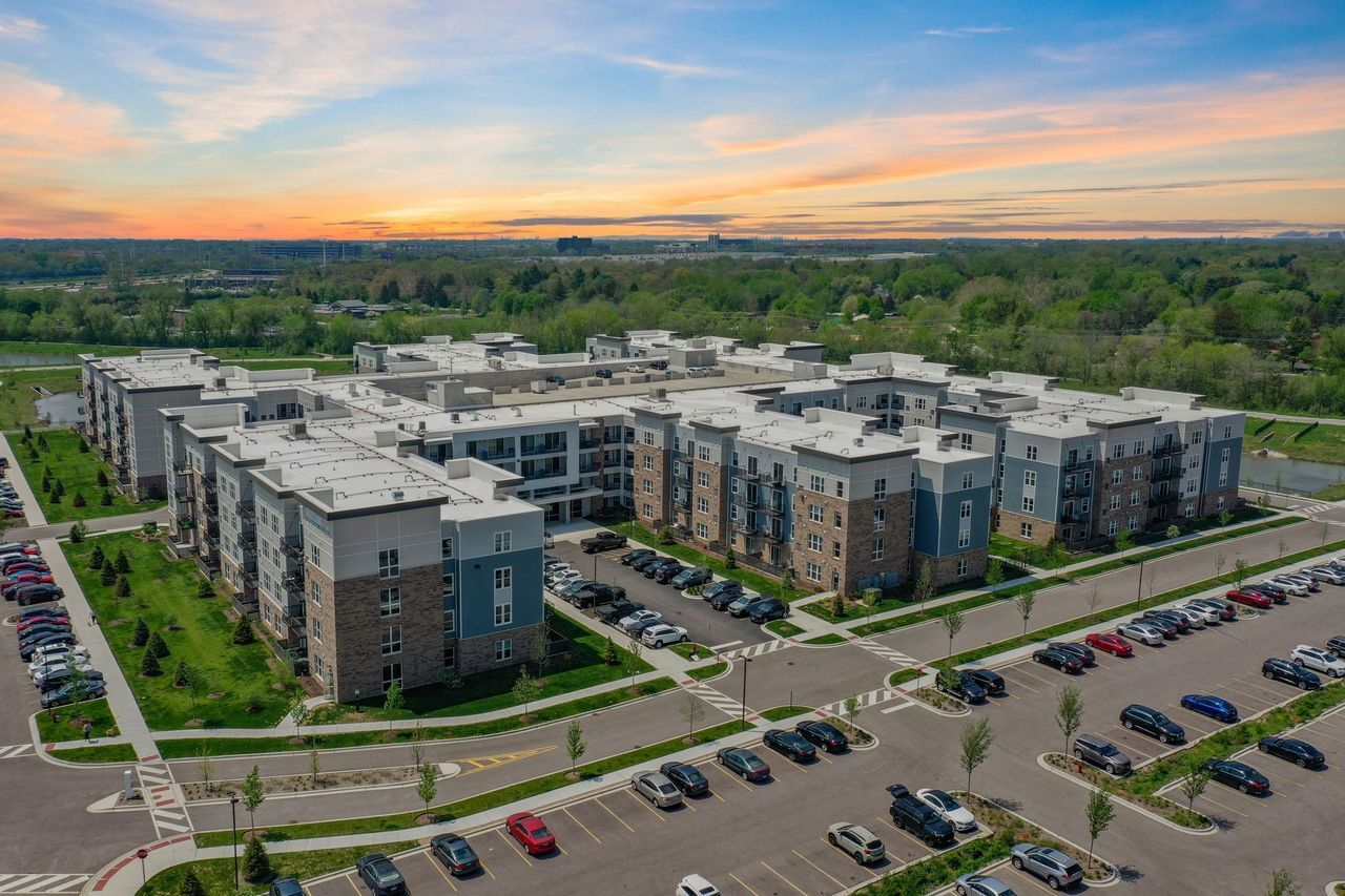 28294 Ferry Road, Unit 404 Warrenville, IL 60555 - Photo 1 of 2 a view of city