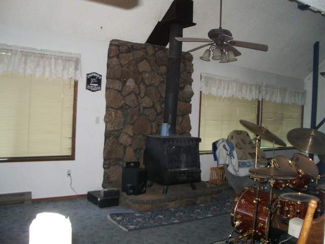 39310 North Spotted Road Clayton, WA 99110 - Photo 8 of 9 Gallery Image 8