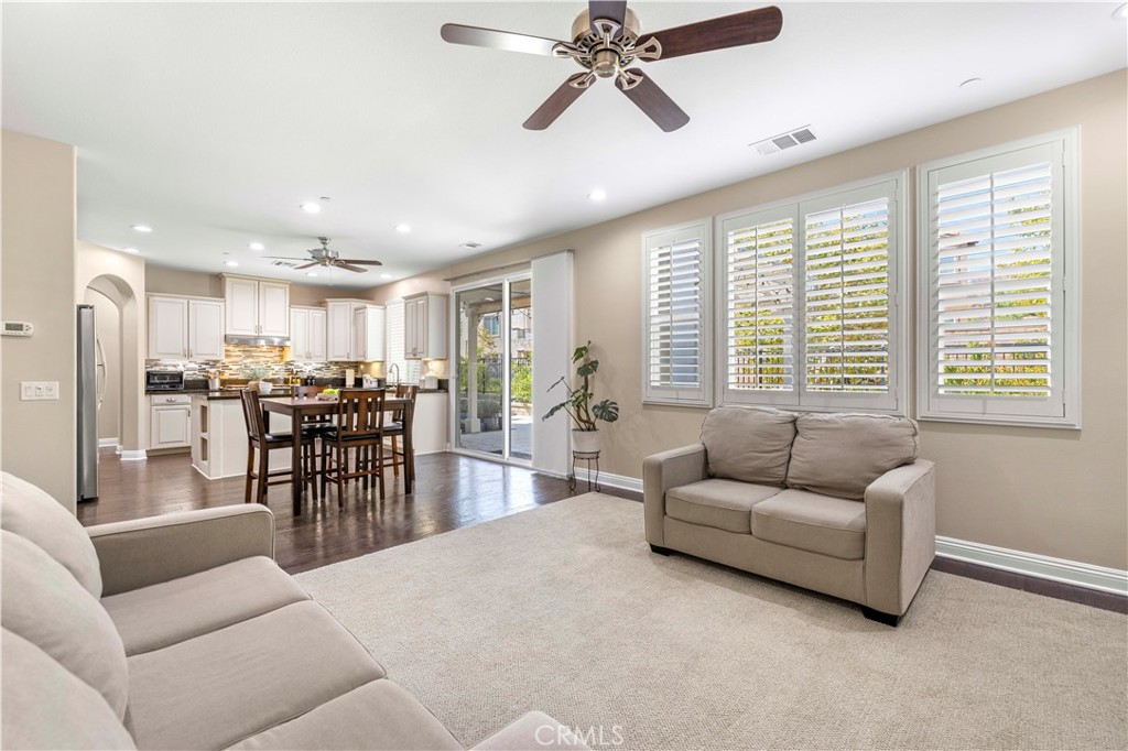 28319 Chisel Court Valencia, CA 91354 - Photo 17 of 74