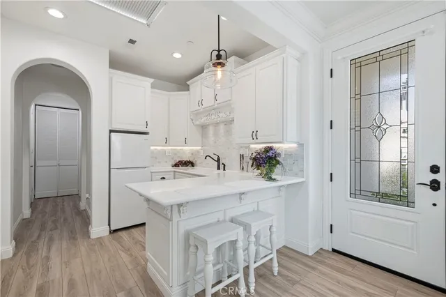 $1,385,000 | 28319 Chisel Court, Valencia, CA 91354