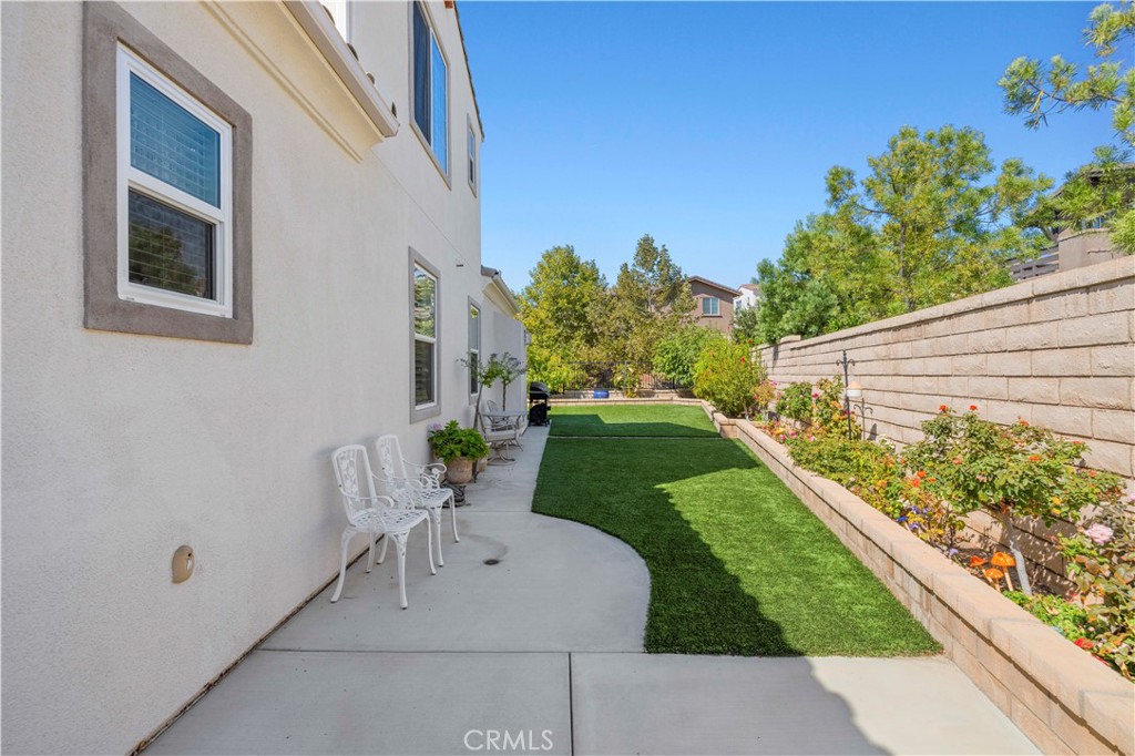 28319 Chisel Court Valencia, CA 91354 - Photo 55 of 74 Casita Patio/Yard