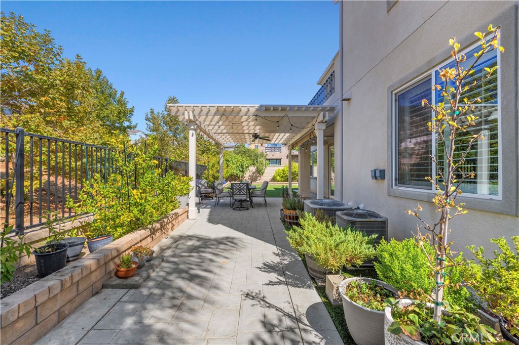 28319 Chisel Court Valencia, CA 91354 - Photo 60 of 74 a view of a back yard of the house