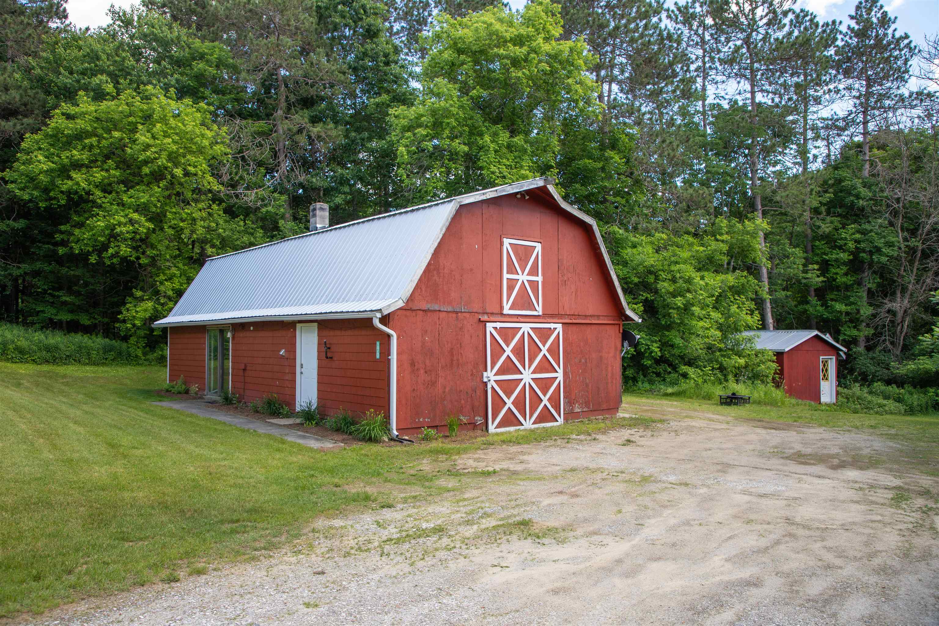 168-170 Brenda Road Clarendon, VT 05759 - Photo 6 of 47